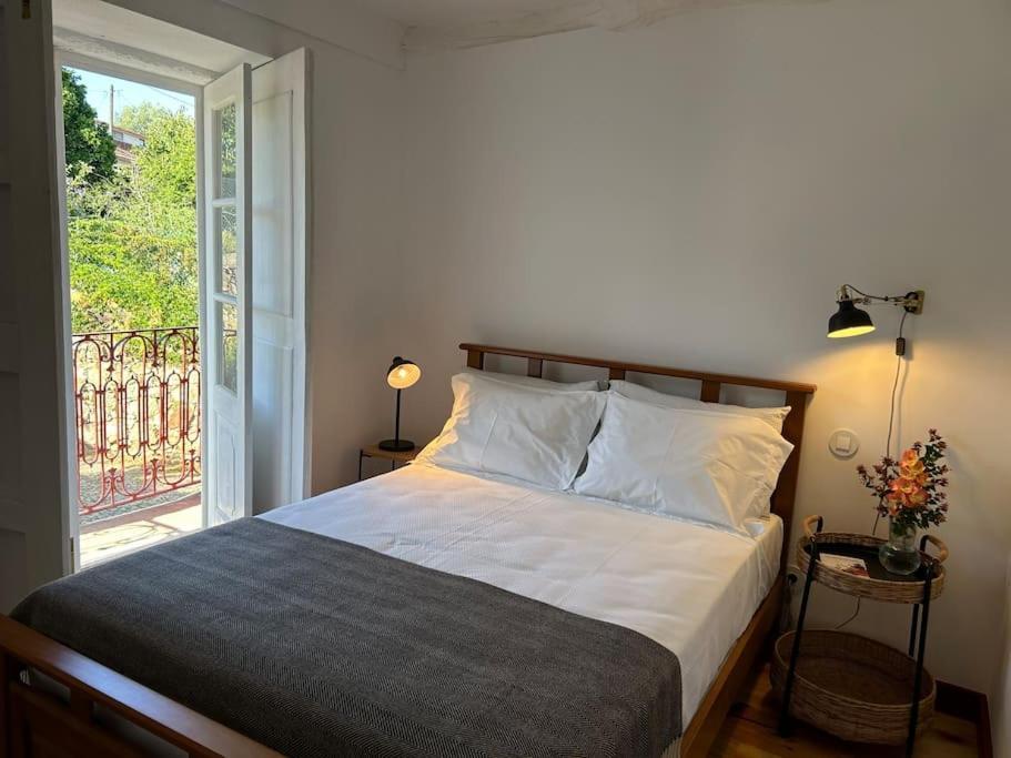 Casa Da Vila Em Celorico De Basto Esterno foto